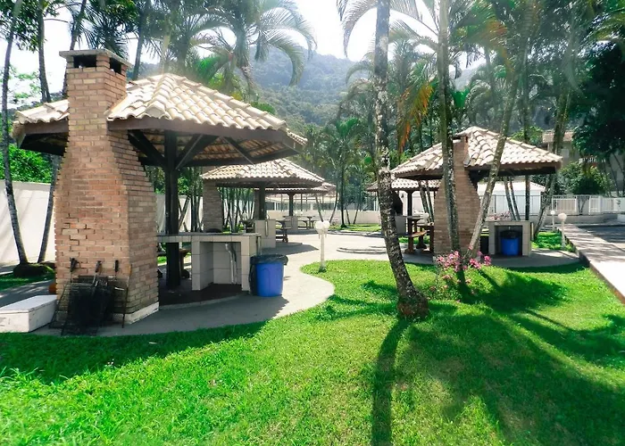 Condominio Encantador Com Piscina E Portaria 24 H