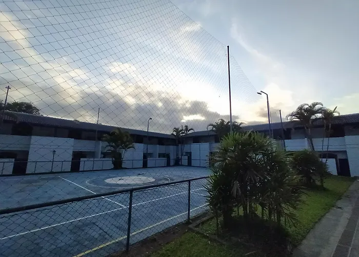 Condominio Encantador com Piscina